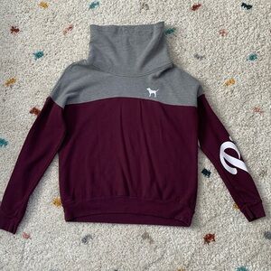 Victoria’s Secret sweater size S